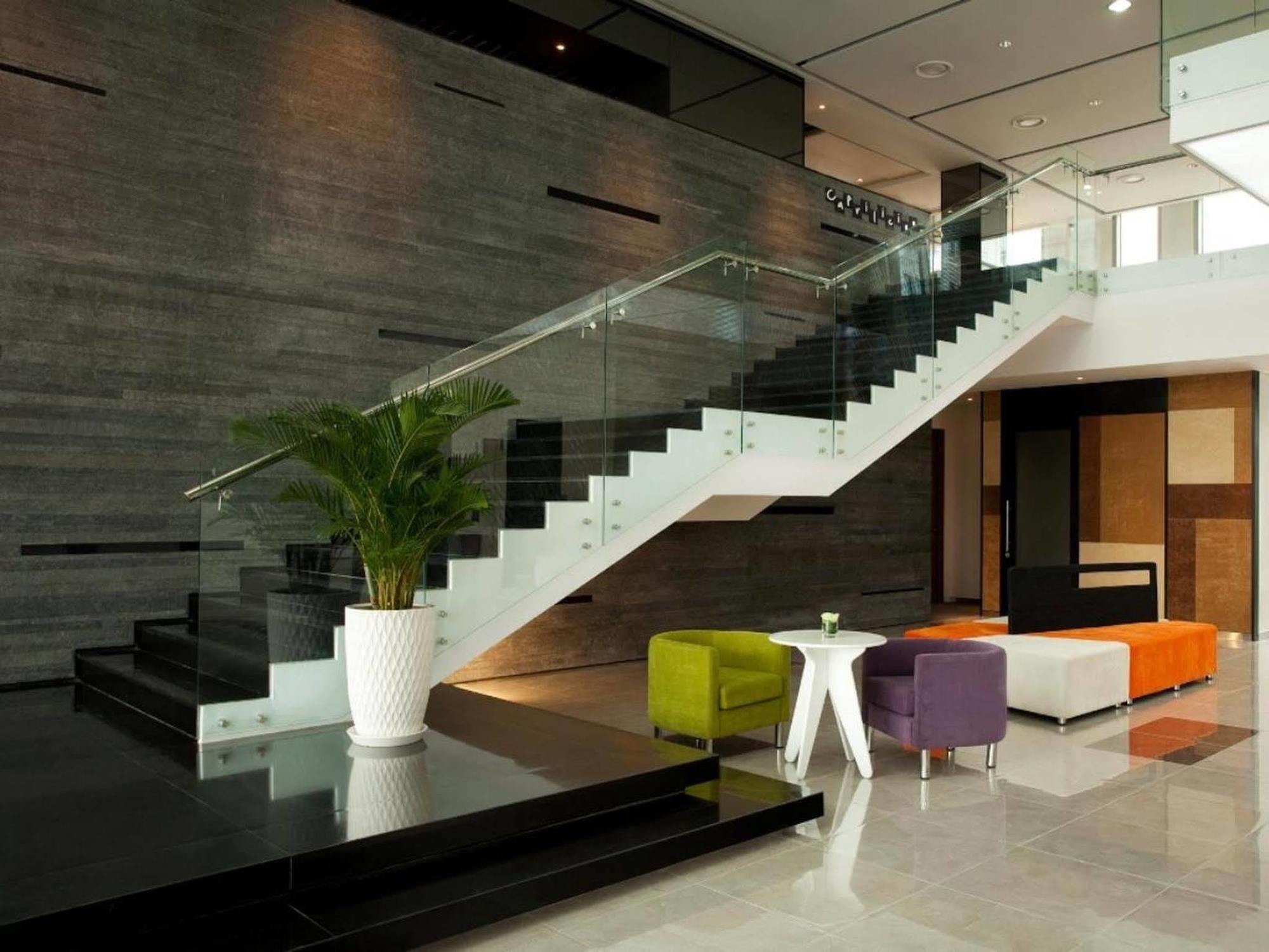 Novotel Living Saigon South Ho-Chi-Minh-Stadt Exterior foto