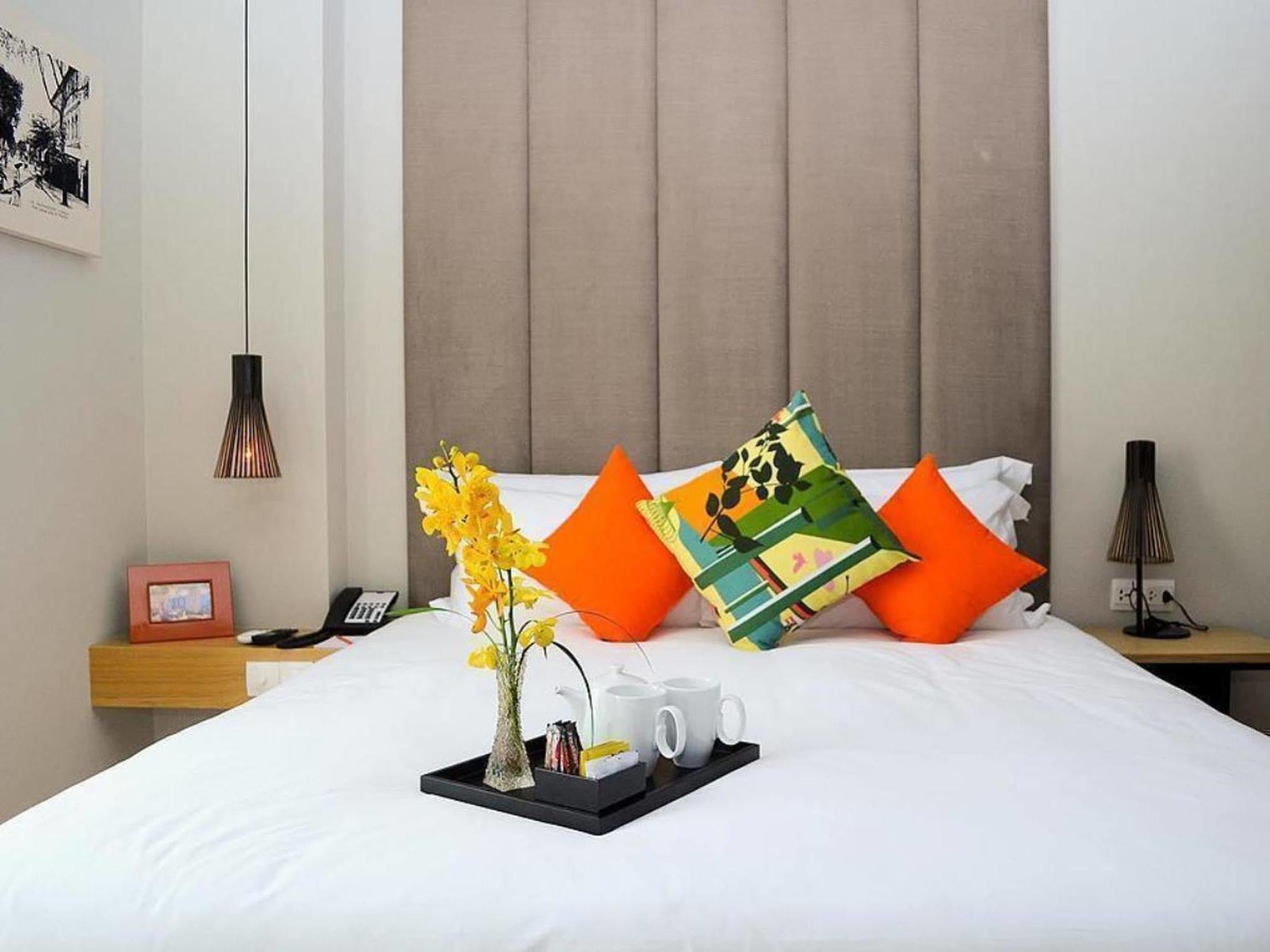 Novotel Living Saigon South Ho-Chi-Minh-Stadt Exterior foto